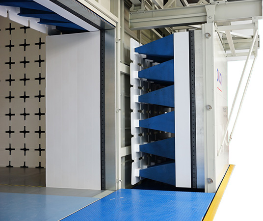 二位移电磁屏蔽门