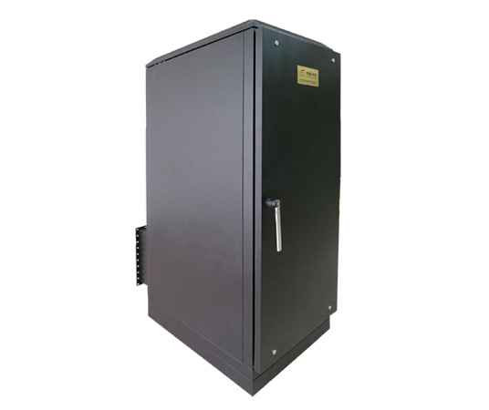 1421615944972769.jpg 屏蔽机柜.jpg